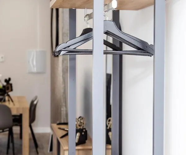 Avenida De America Toledo