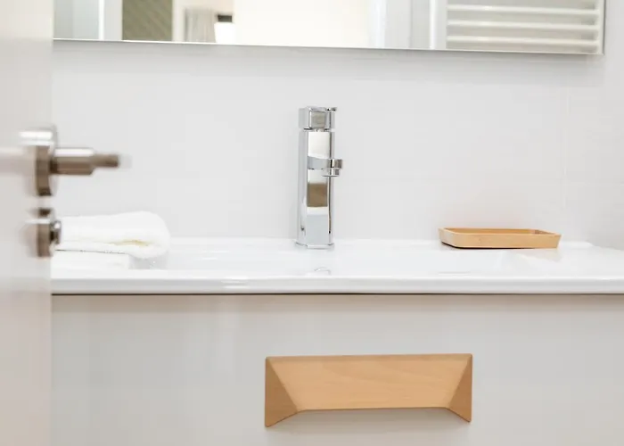 Avenida De America Lejlighed *