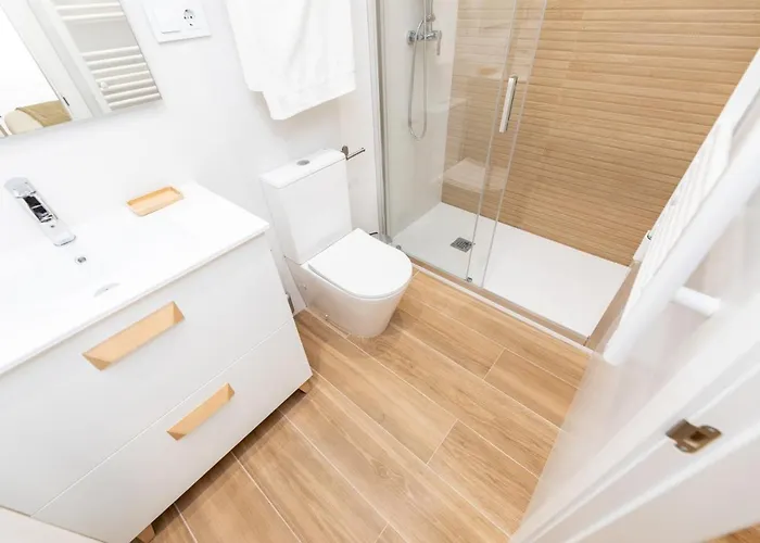 Avenida De America Lägenhet *